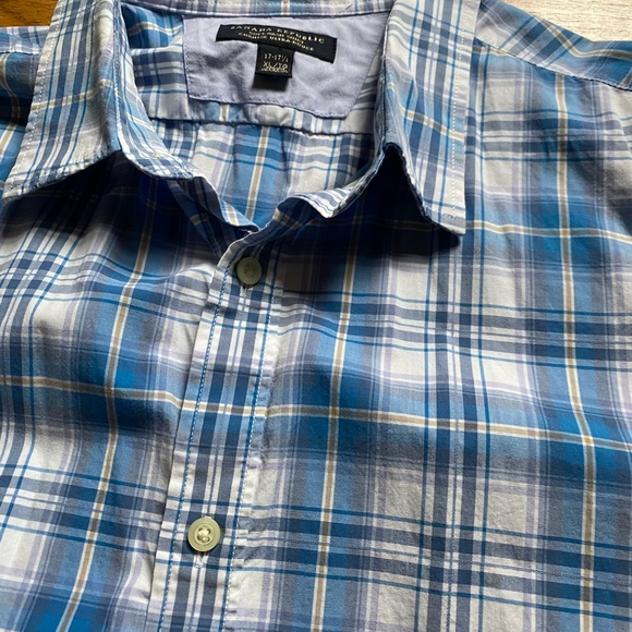 Banana Republic shirt never worn - Picture 2 of 4